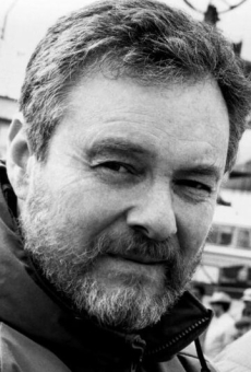 Алан Дж. Пакула