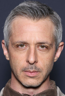 Джереми Стронг