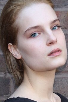 Шарлотт Томашевска