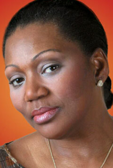 Лиз Митчелл