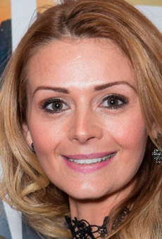 Стефани Дули