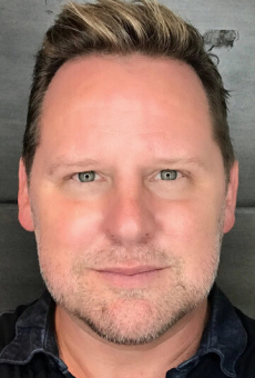 Скотт Айсногл