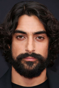 Эман Эсфанди