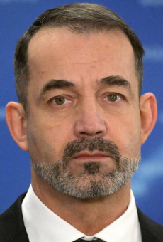 Дмитрий Певцов